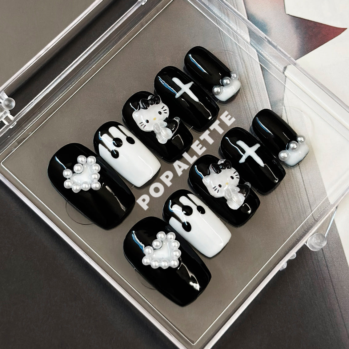 POPALETTE 3D PEARL BLACK & WHITE GOTHIC HELLO KITTY - HANDMADE PRESS ON NAILS