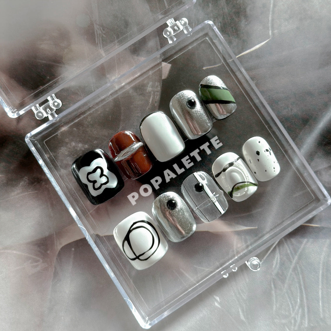 Silver Black Abstract Doodles Multicolour Press On Nails - POPALETTE