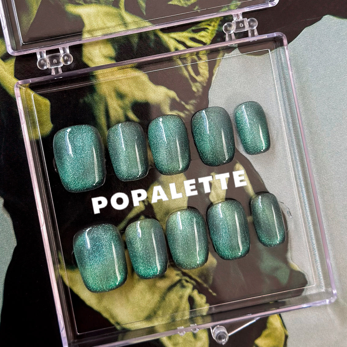 POPALETTE Glitter Cat Eye Blue Lake Green - 100% Handmade/Handcrafted Reusable Press On Nails in Short Length Round Shape